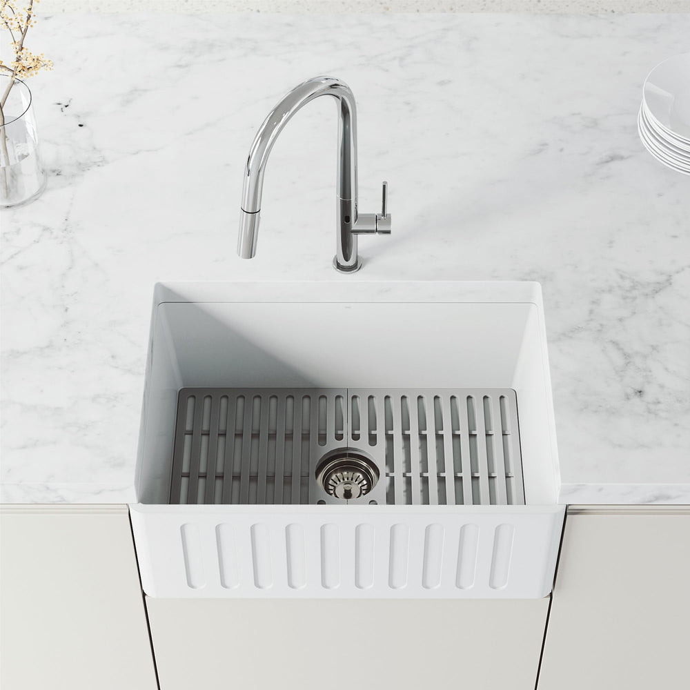 Open Box - Vigo VG02029CHS - Kitchen Faucet