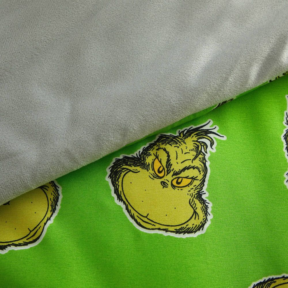 Open Box - The Grinch Kids' Glow in the Dark Sleeping Bag Green