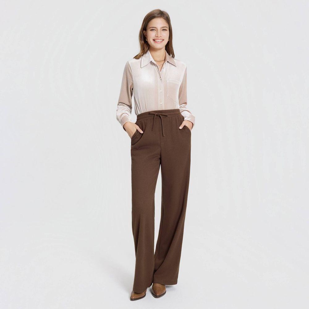 New - Women's Texture Pull-On Pants - Universal Thread™ Dark Brown XS