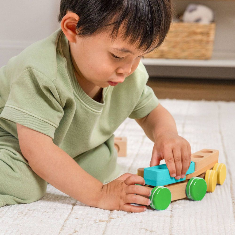 New - KiwiCo Activity Play Center 18m+ - Rainbow Stack & Roll
