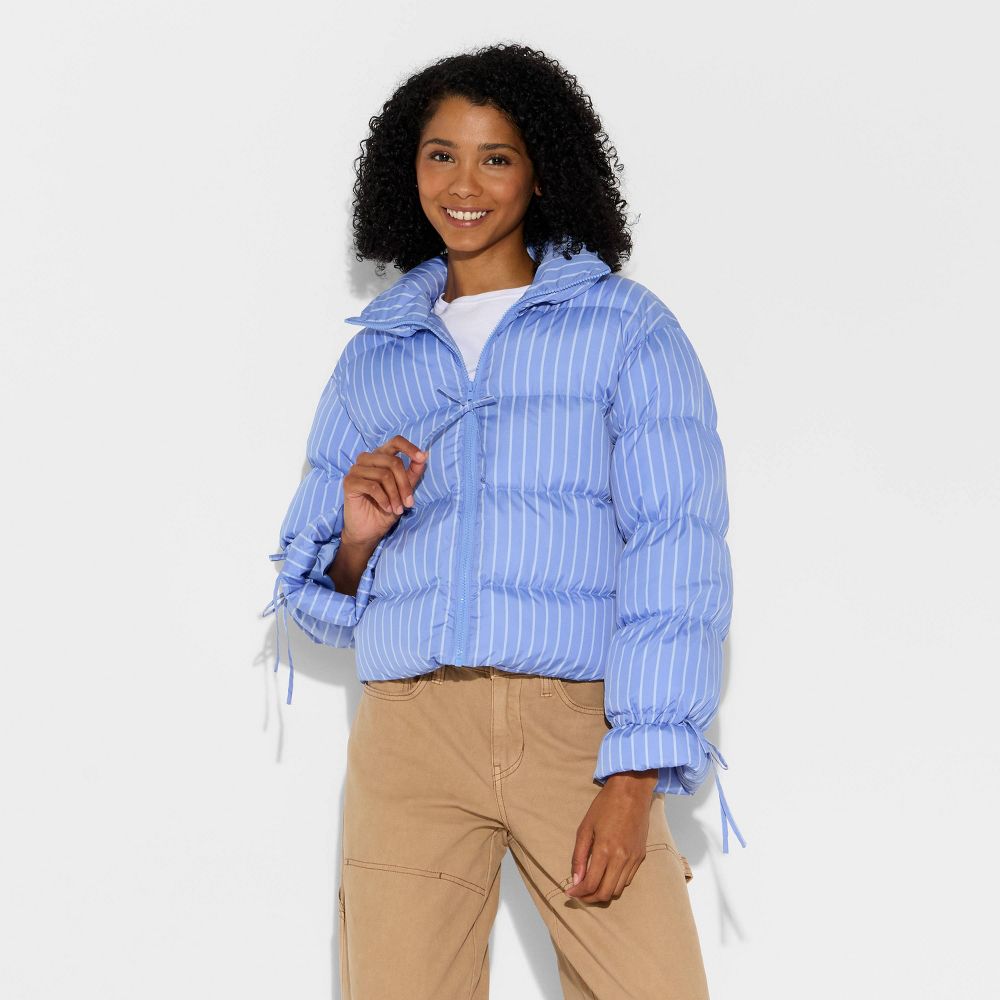 Open Box - Women's Bow Puffer Jacket - Wild Fable™ Blue Striped M