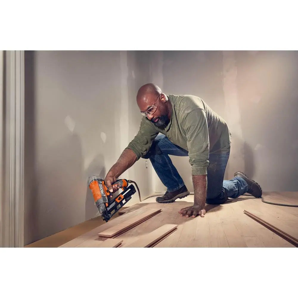 Open Box - RIDGID 15-Gauge 2-1/2 in. Angled Finish Nailer with CLEAN DRIVE Technology RIDGIDBullseye Deals