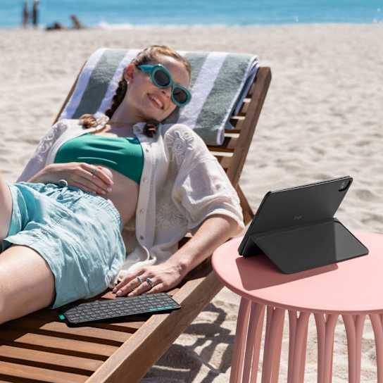 Refurbished - Flip Folio Keyboard Case (iPad Pro 11")