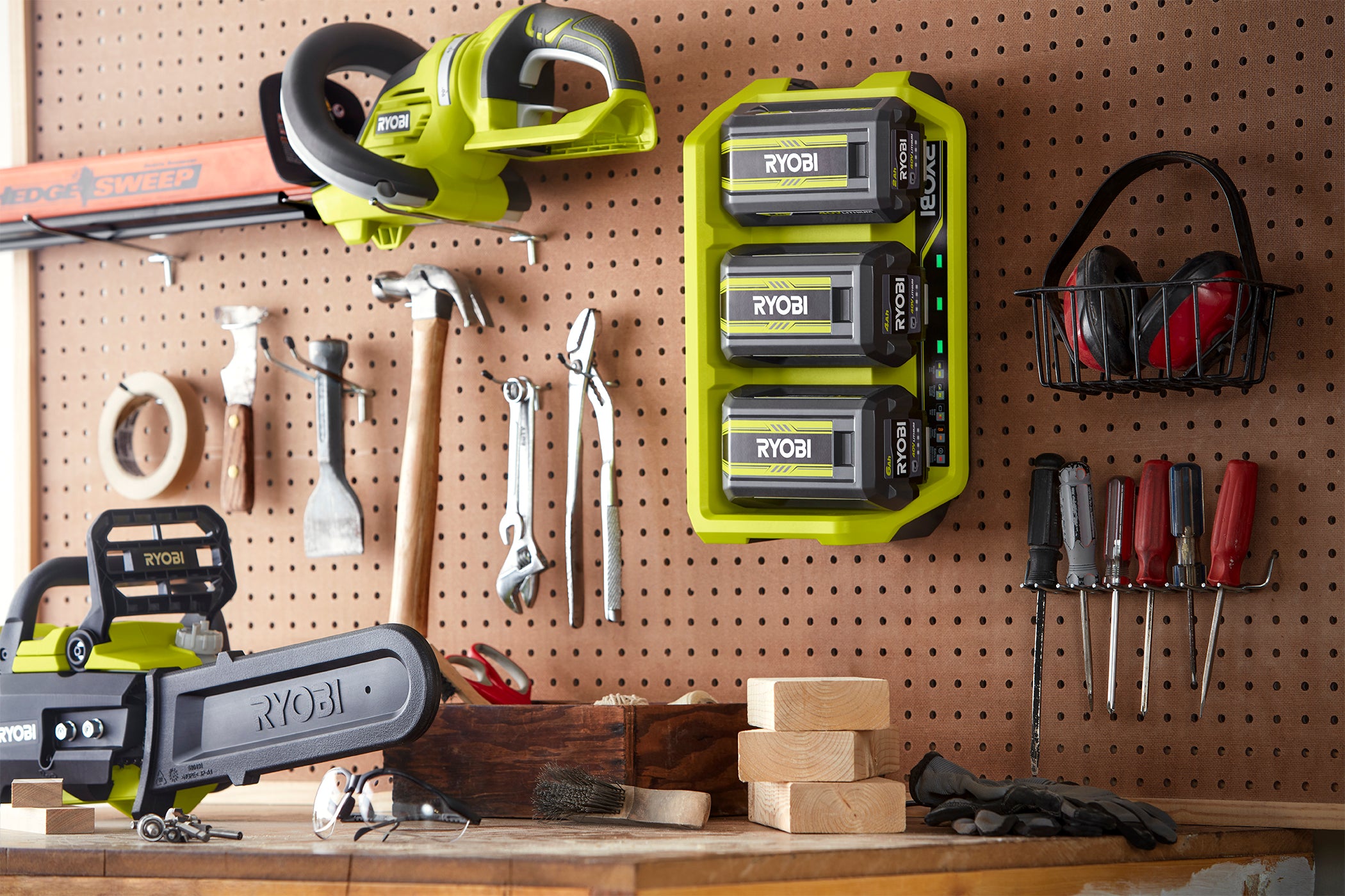 Open Box -  RYOBI 40-Volt Lithium-Ion 3-Port Charger