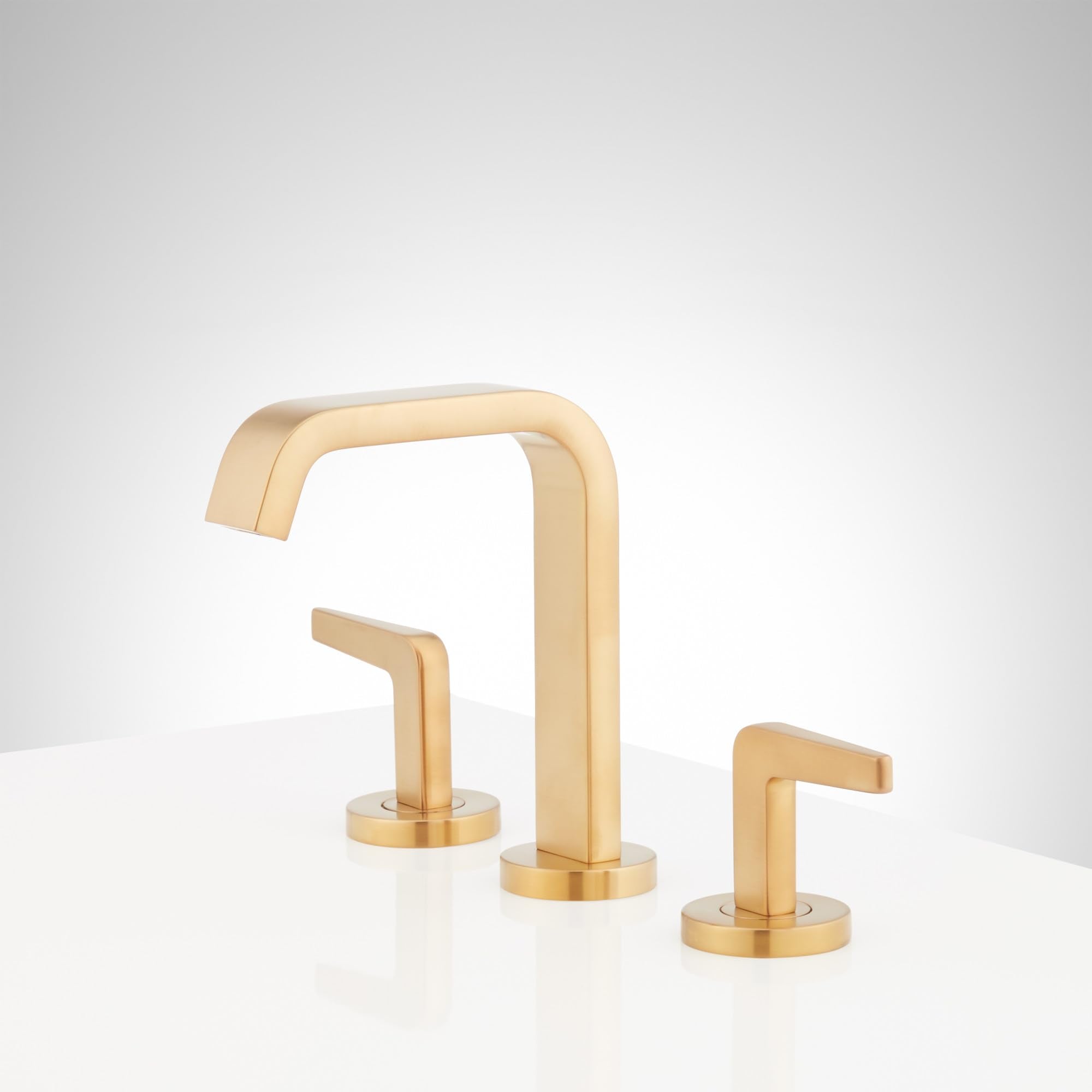Open Box - Signature Hardware 485010 - Bathroom Sink Faucets Faucet Signature HardwareBullseye Deals