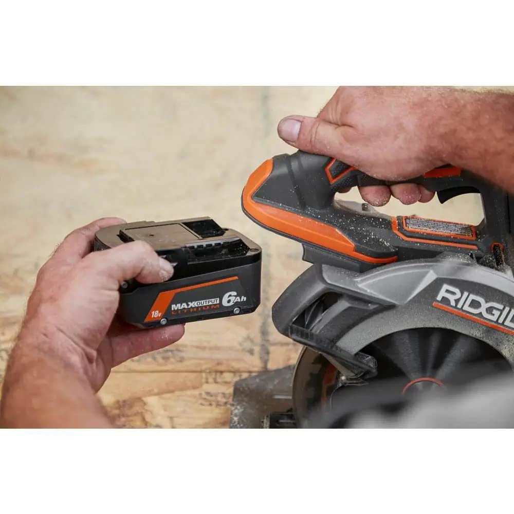 Open Box -  RIDGID 18V 6.0 Ah and 4.0 Ah MAX Output Lithium-Ion Batteries and Charger Kit with Bag RIDGIDBullseye Deals