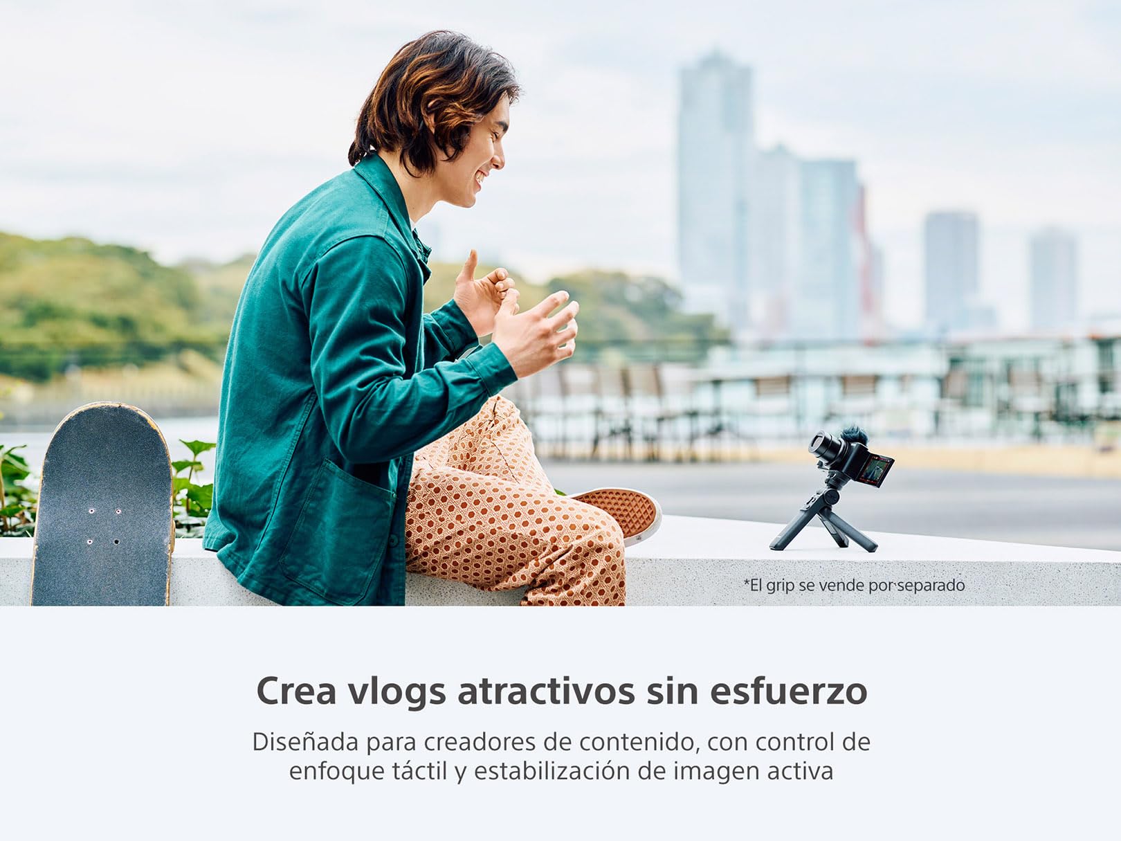Certified Refurbished - Sony - ZV1 II 20.1-Megapixel Digital Camera for Content Creators and Vloggers - Black