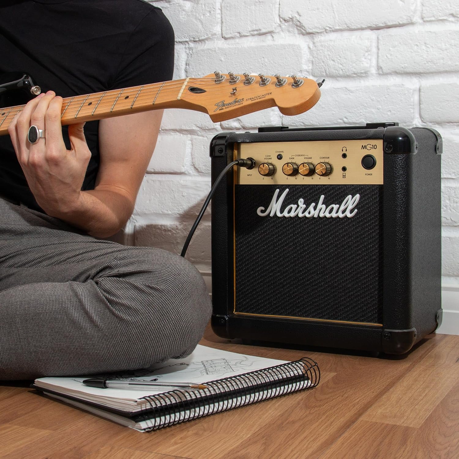 Certified Refurbished - MARSHALL MG10G 10W Combo Guitar Amp
