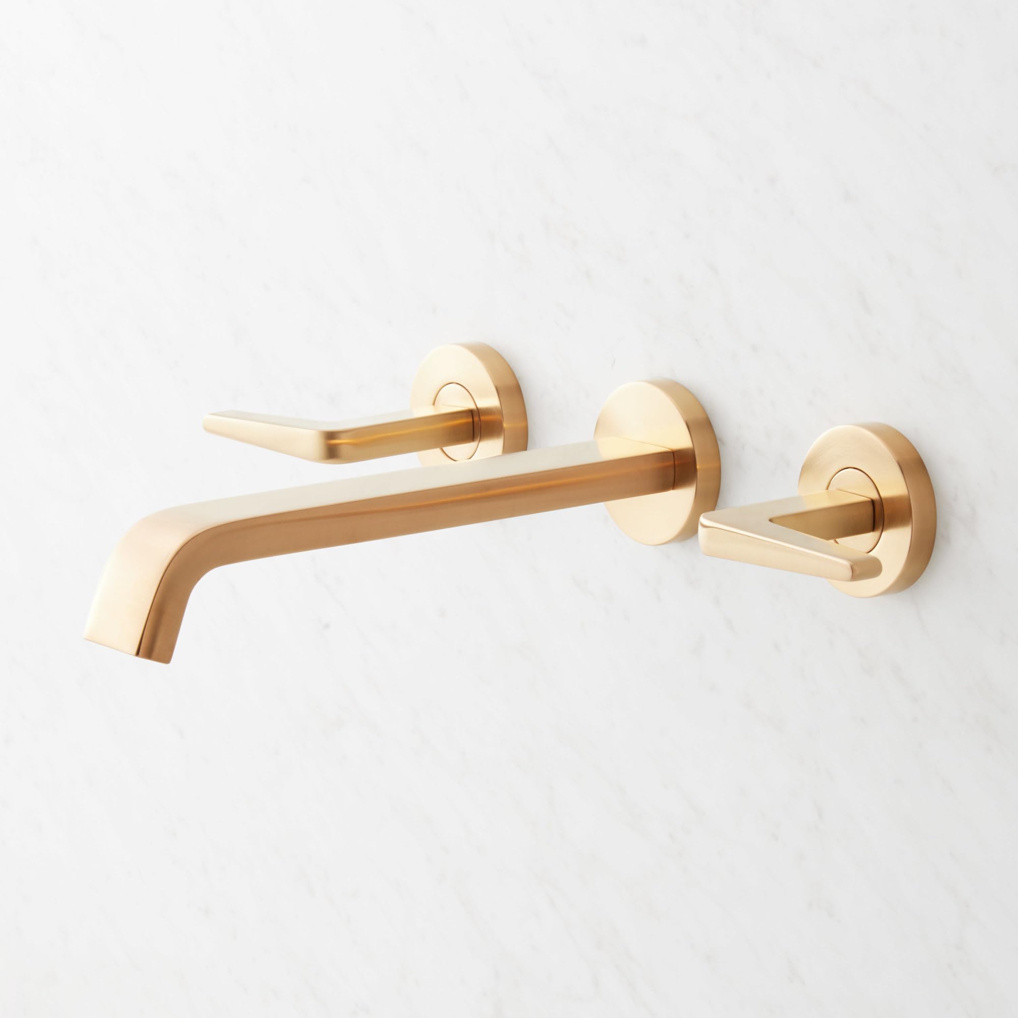 Open Box - Signature Hardware 485015 - Tub Filler Faucet