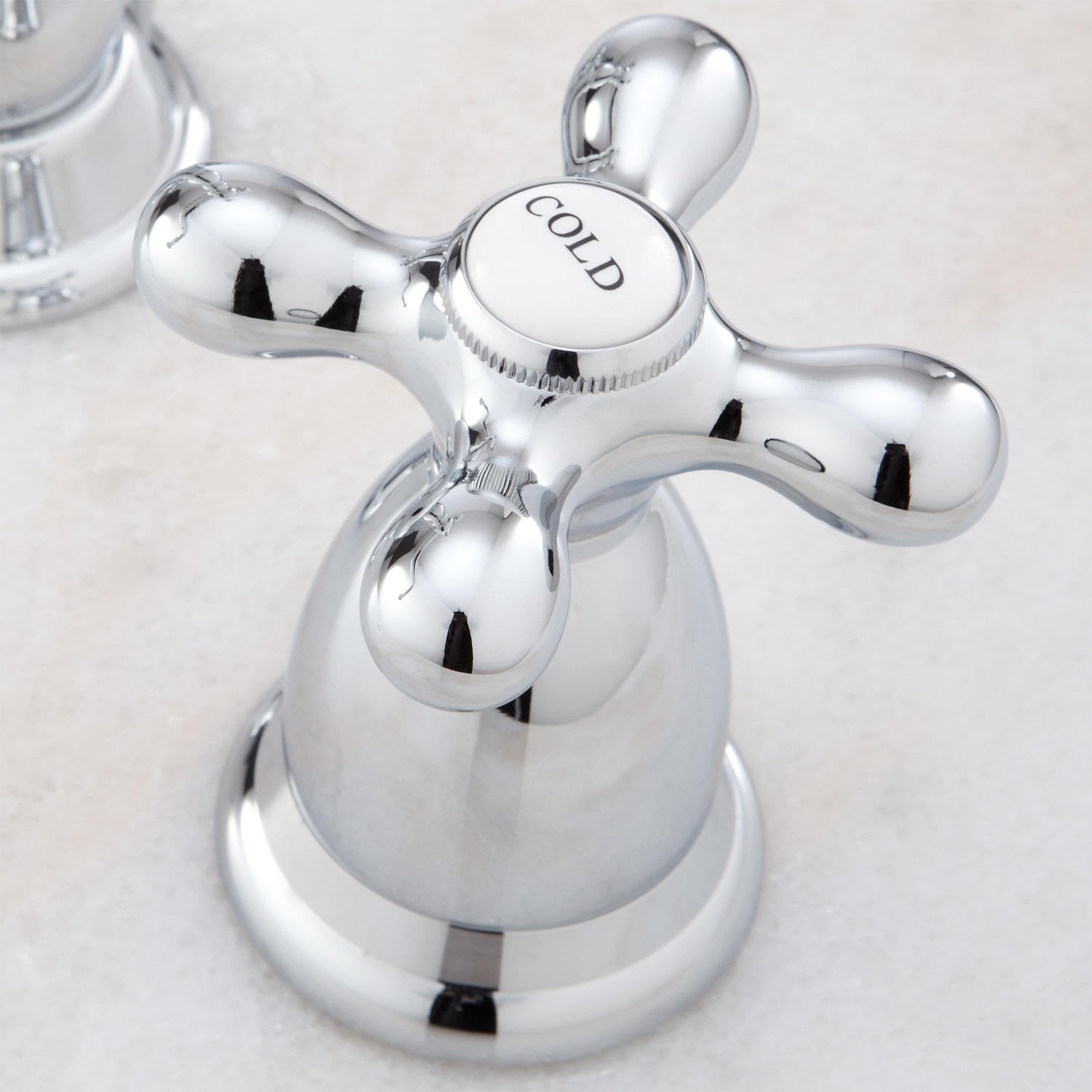 Open Box - Signature Hardware 329417 - Bathroom Sink Faucets Faucet
