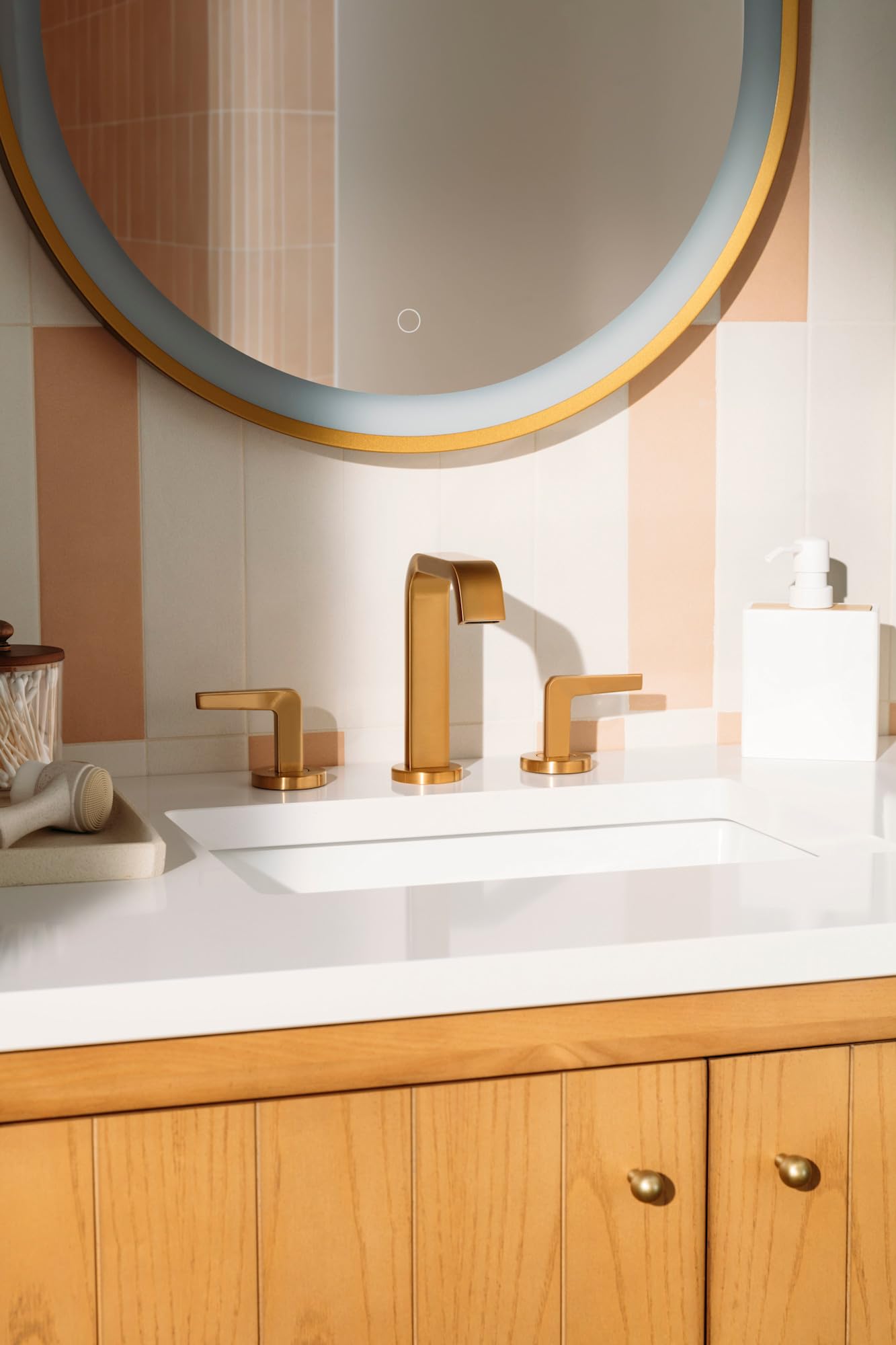 Open Box - Signature Hardware 485010 - Bathroom Sink Faucets Faucet Signature HardwareBullseye Deals