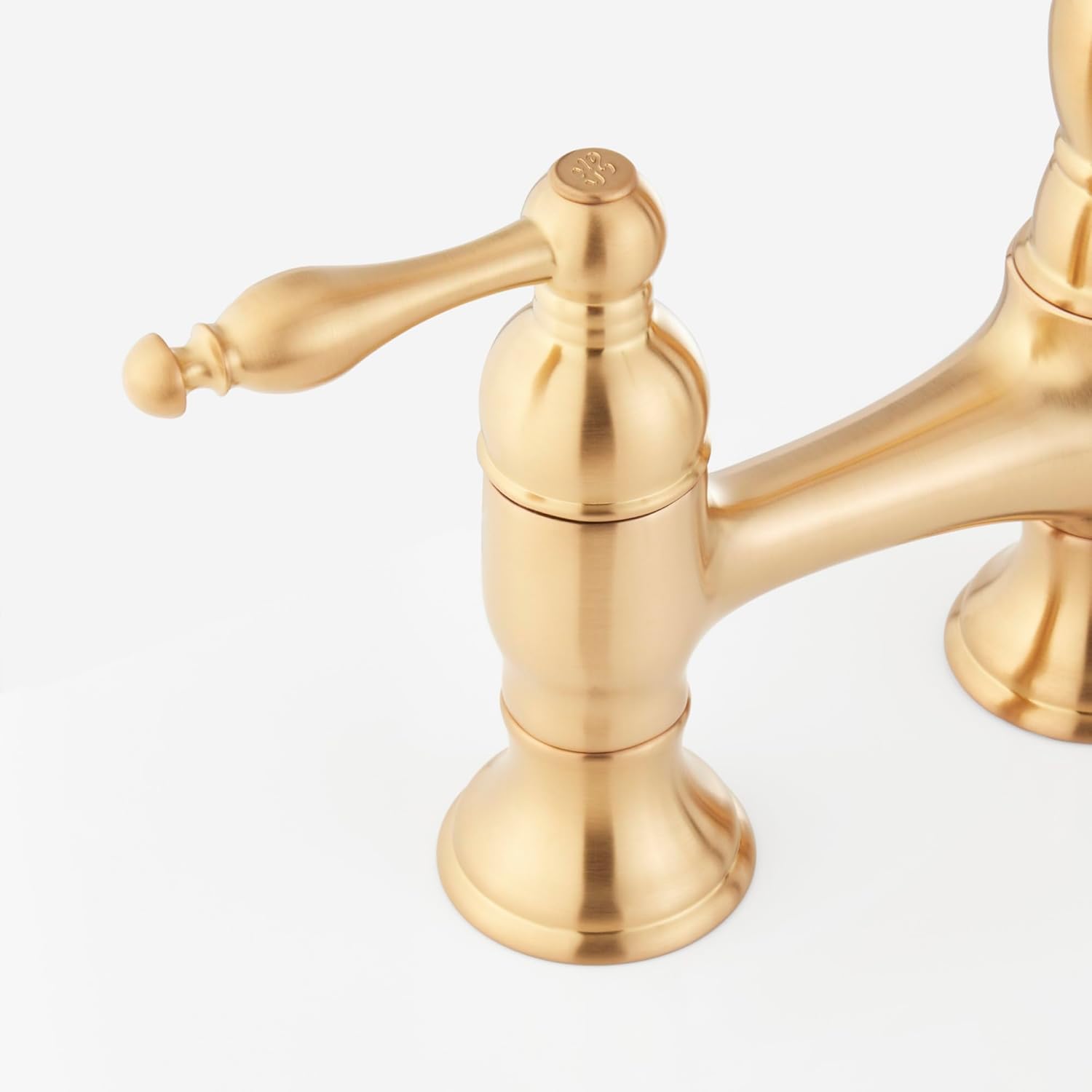 Open Box - Signature Hardware 497566 - Kitchen Faucet