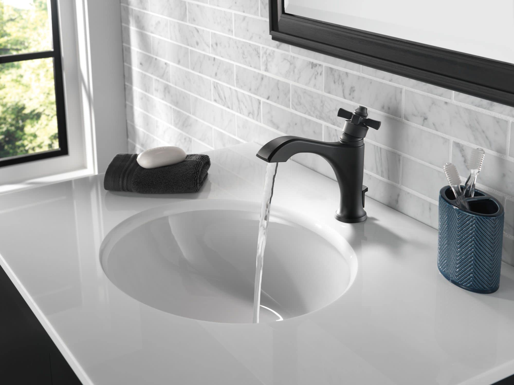 Open Box - Delta 557-SSMPU-DST - Bathroom Sink Faucets Faucet