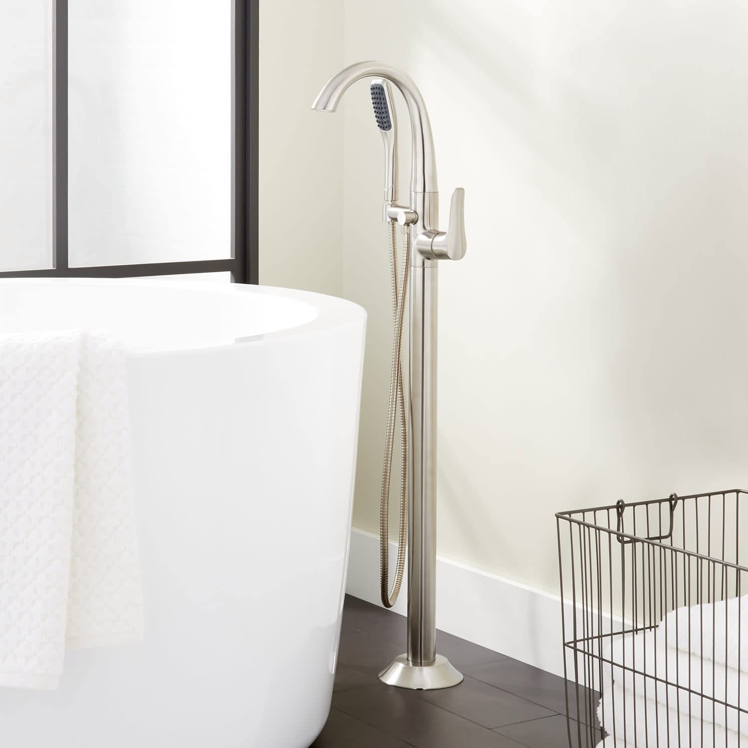 Open Box - Signature Hardware 448462 - Tub Filler Faucet