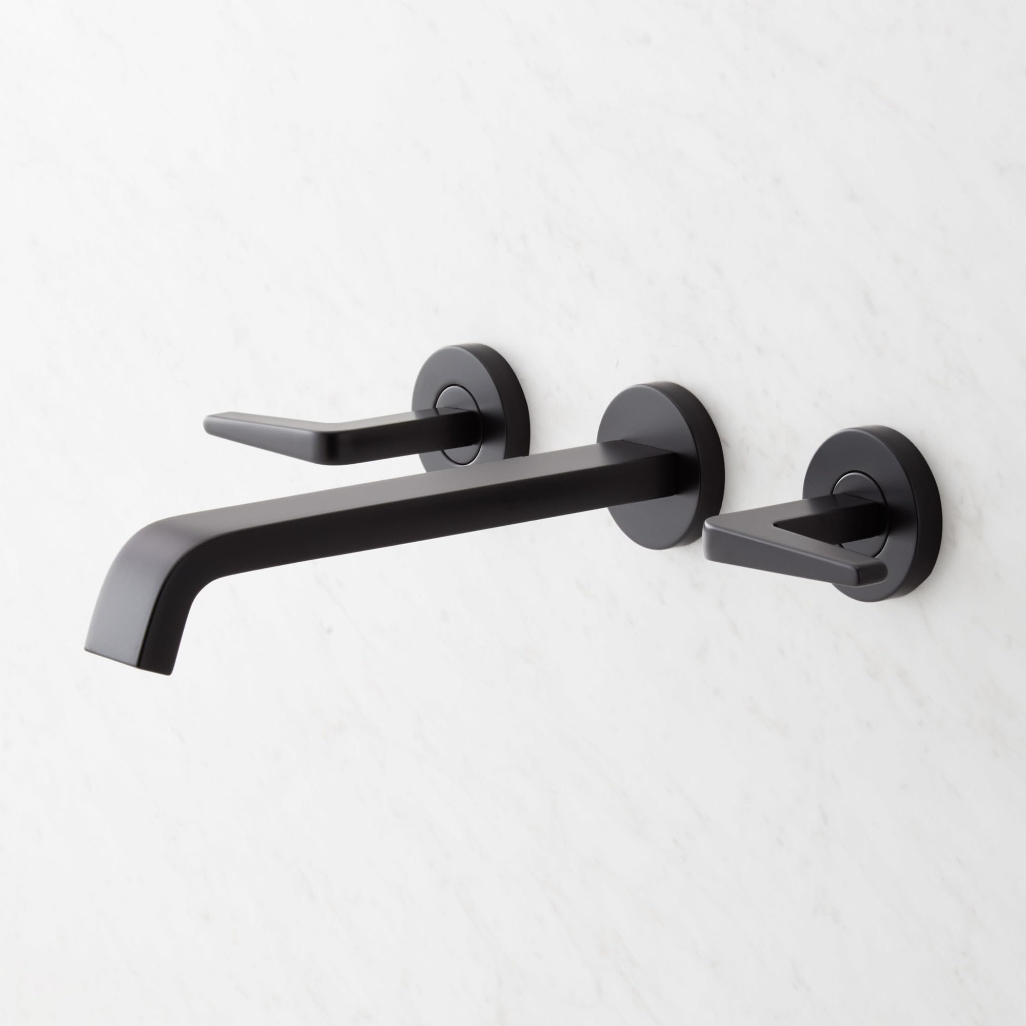 Open Box - Signature Hardware 485015 - Tub Filler Faucet