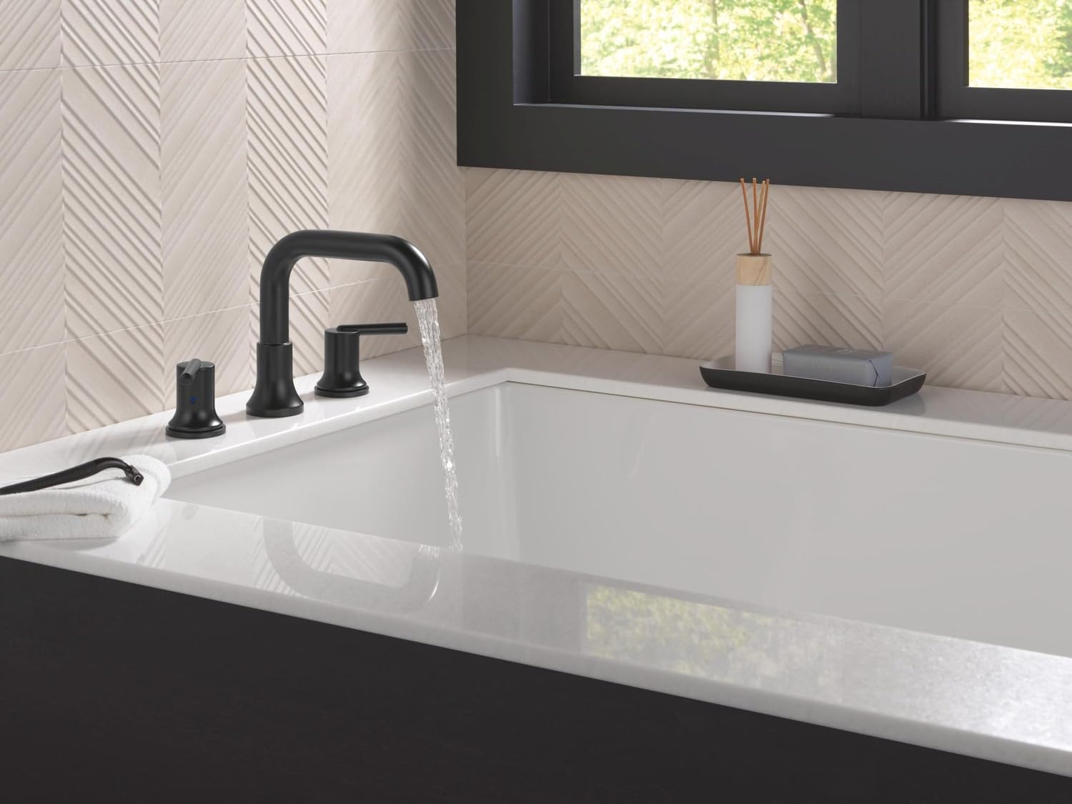 Open Box - Delta T2754-BL - Roman Tub Faucet