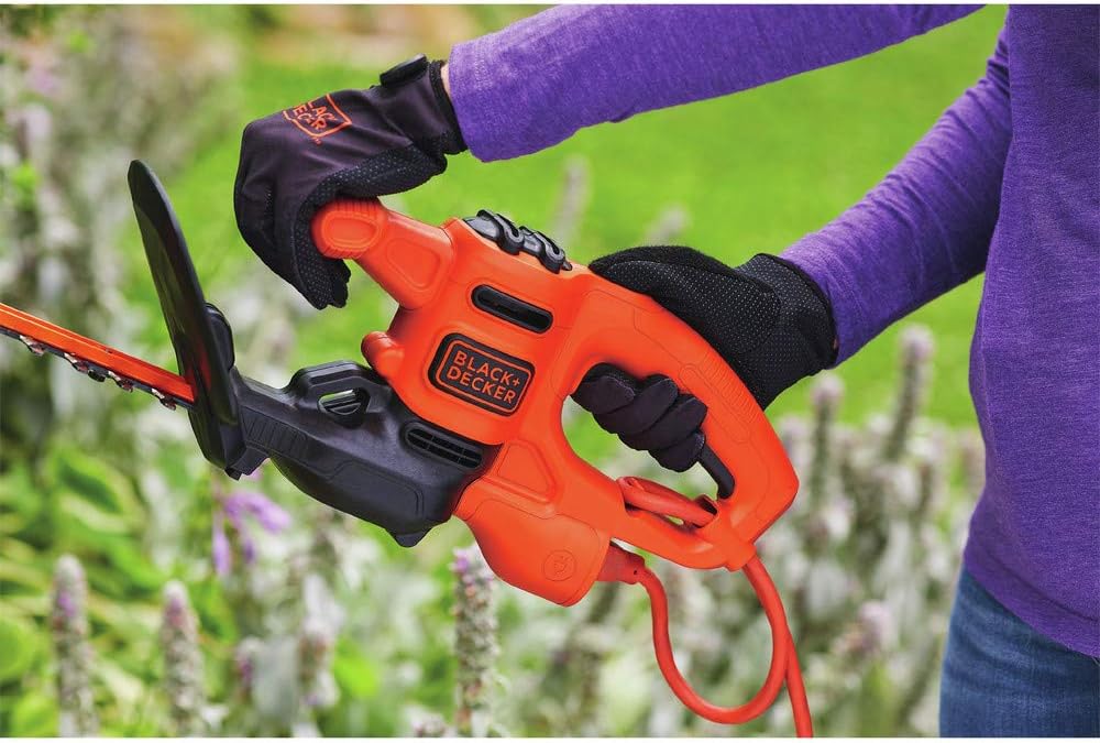 Open Box -  BLACK+DECKER BEHT150 - 3.2AMP 17IN ELECTRIC HEDGE TRIMMER