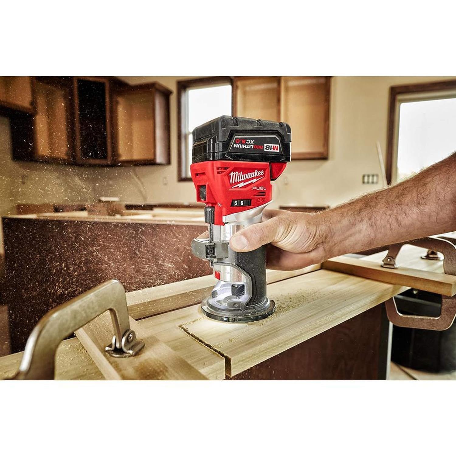 Open Box -  Milwaukee M18 FUEL 18-Volt Lithium-Ion Brushless Cordless Compact Router