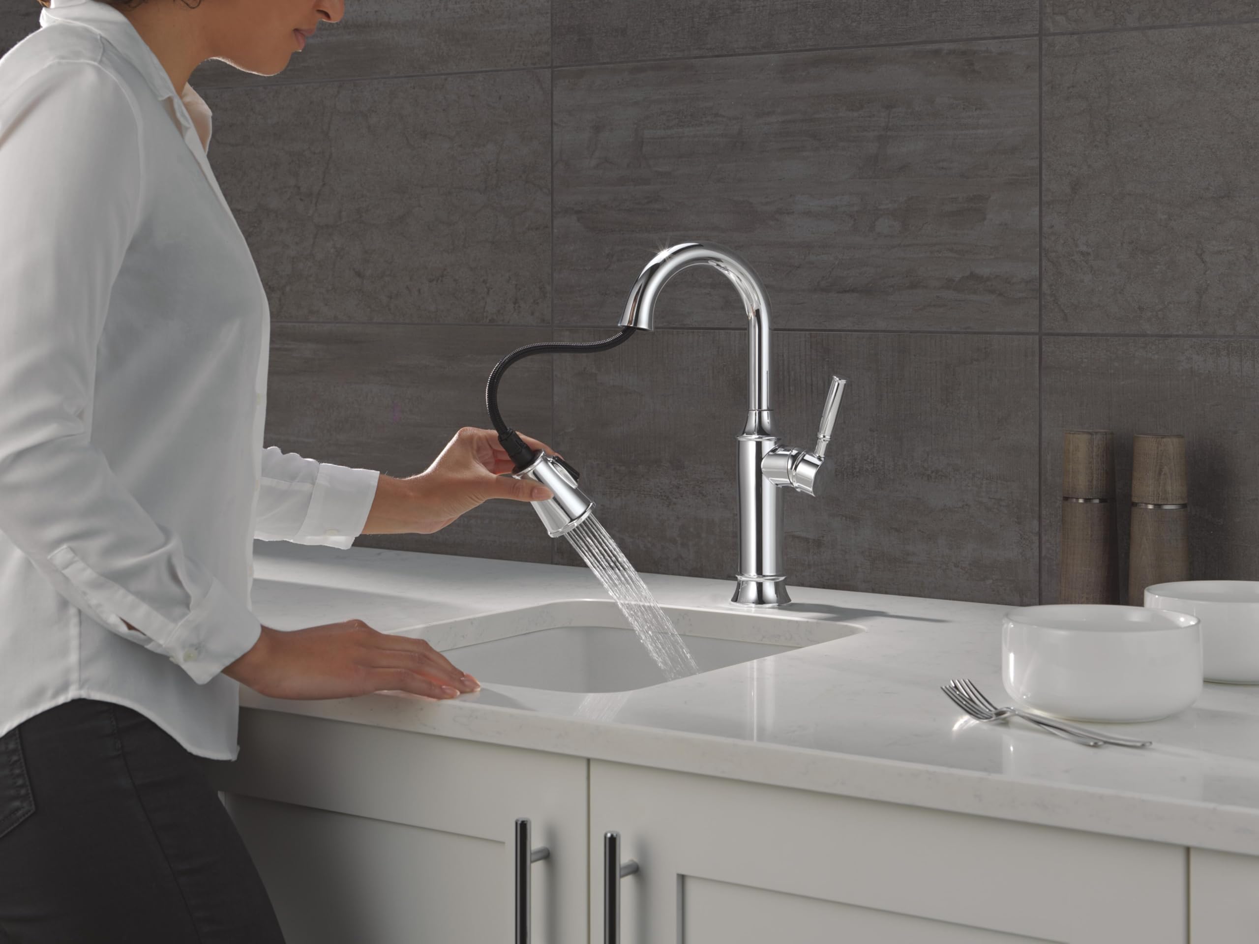 Open Box - Delta 9984-PR-DST - Kitchen Faucet