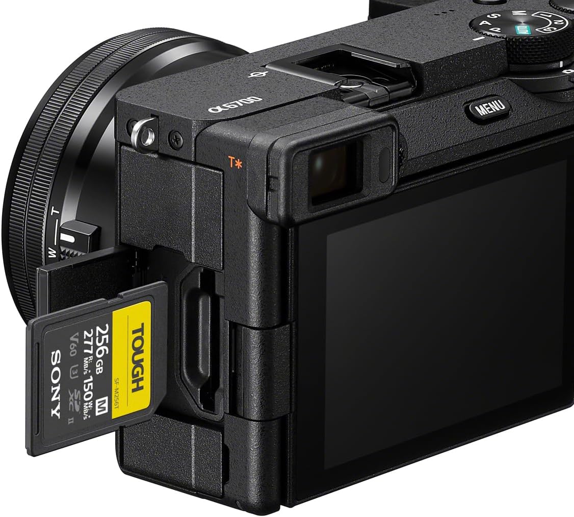 Certified Refurbished - Sony - Alpha 6700 - APS-C Mirrorless Camera with E 18-135 mm Lens - Black