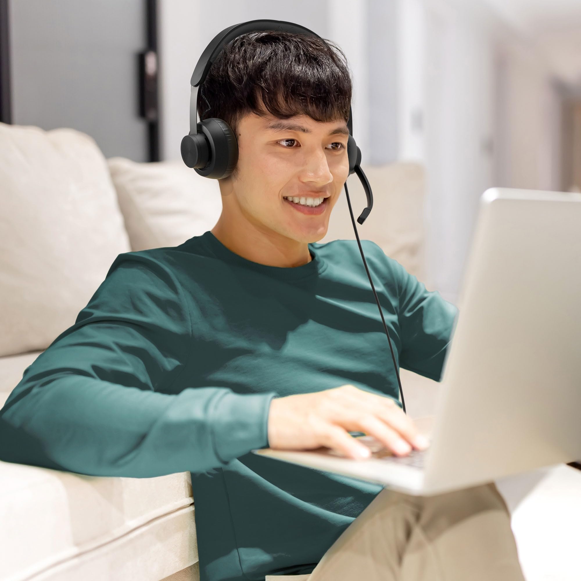 Refurbished - HEADSET-LOGI ZONE 750-GRAPHITE M/N A00100-USB-UC CORDED WO TEAMS  AMAZON 981-001103