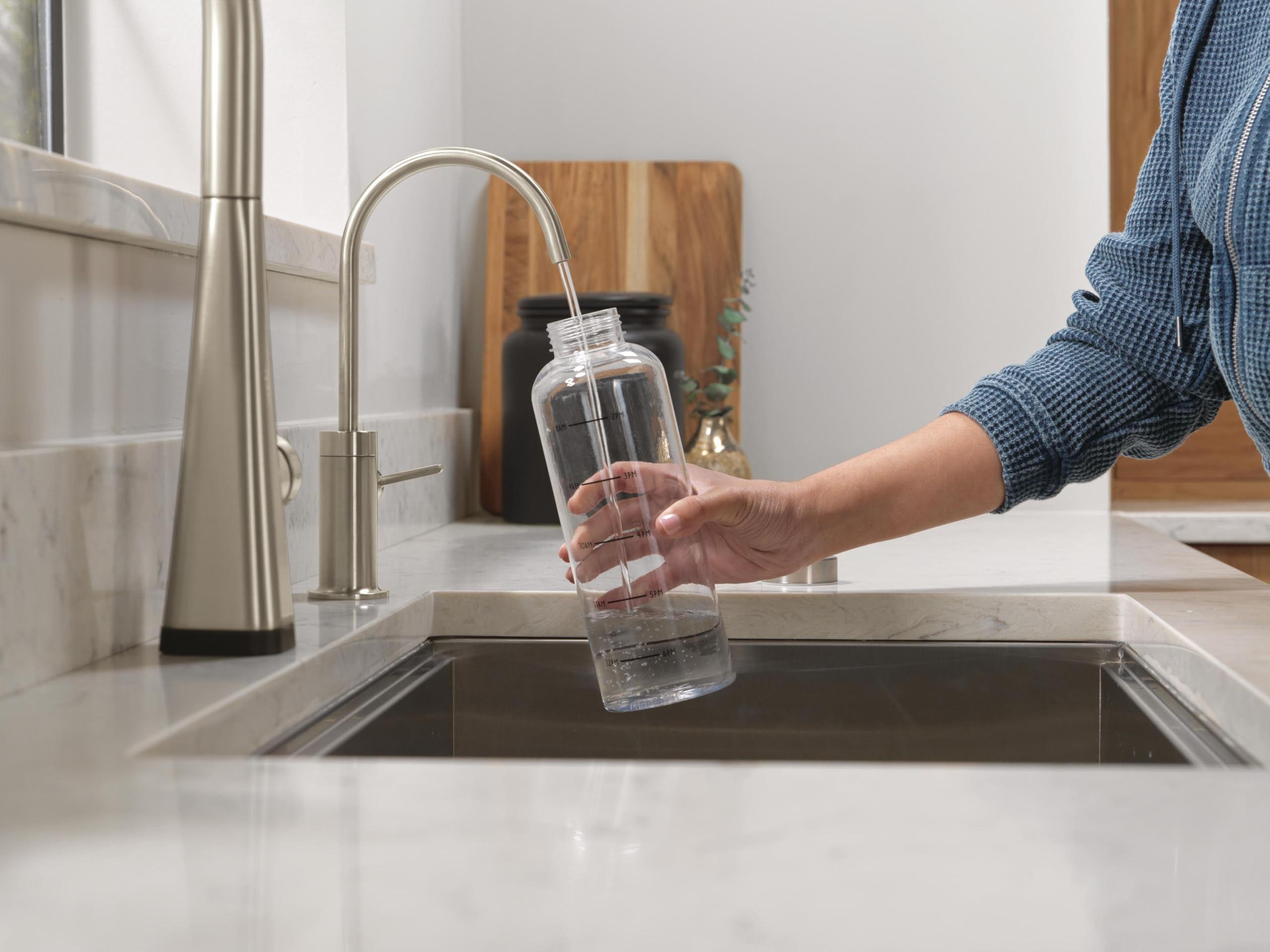 Open Box - Delta DWQ4001002-SS - Water Dispenser Faucet DeltaBullseye Deals