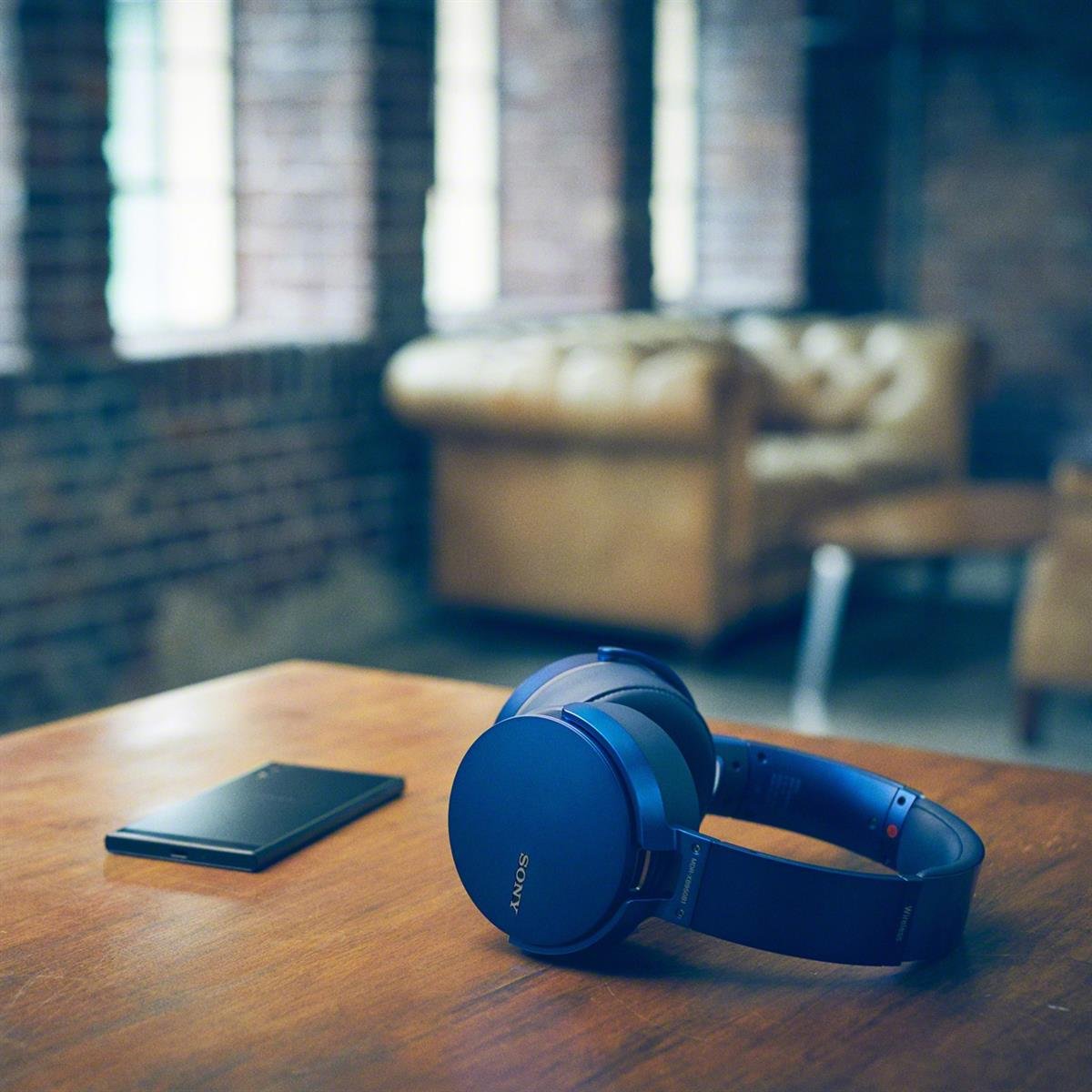 Certified Refurbished - Sony MDR-XB950B1 Extra Bass Bluetooth Wireless Over-Ear Headphones Blue