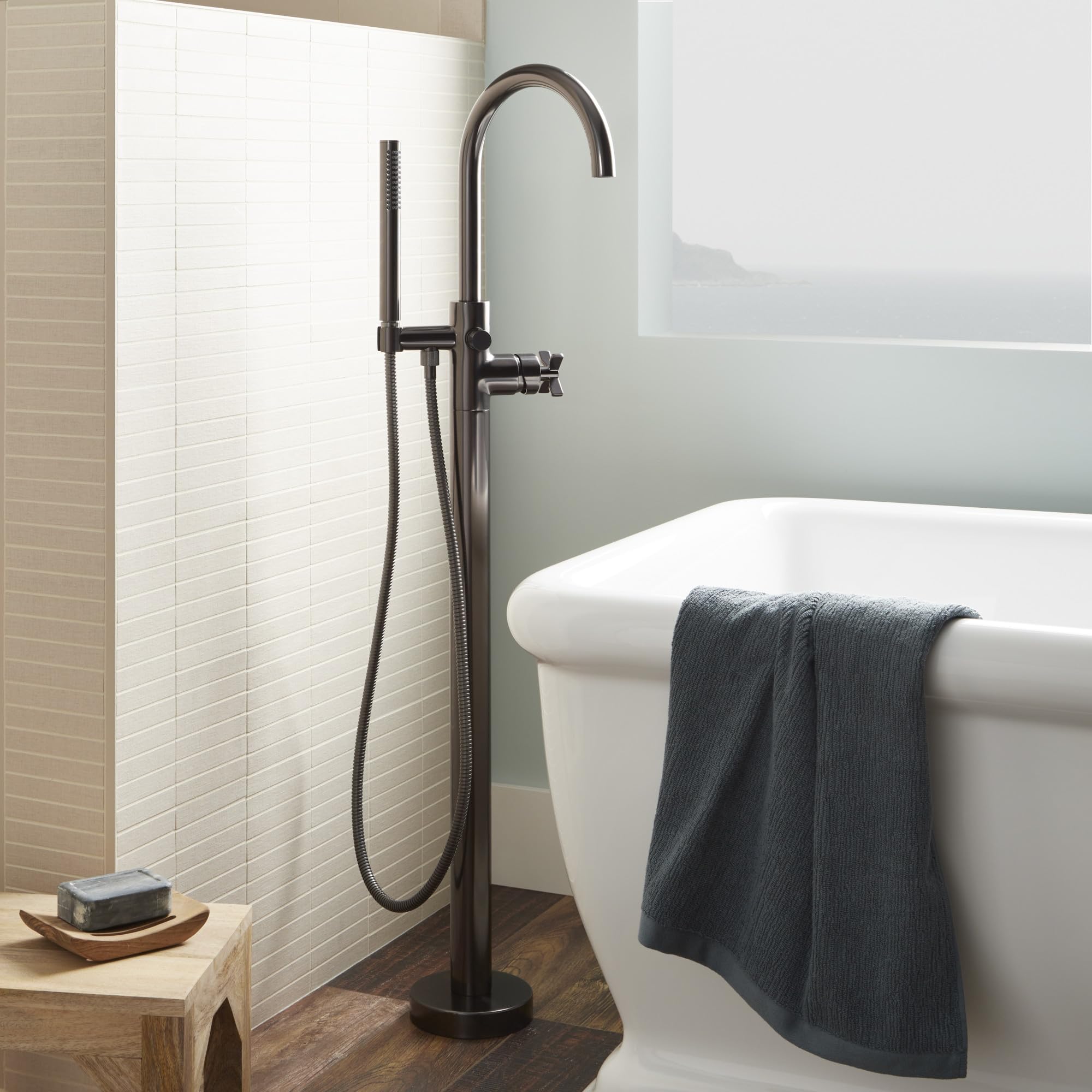 Open Box - Signature Hardware 488905 - Tub Filler Faucet