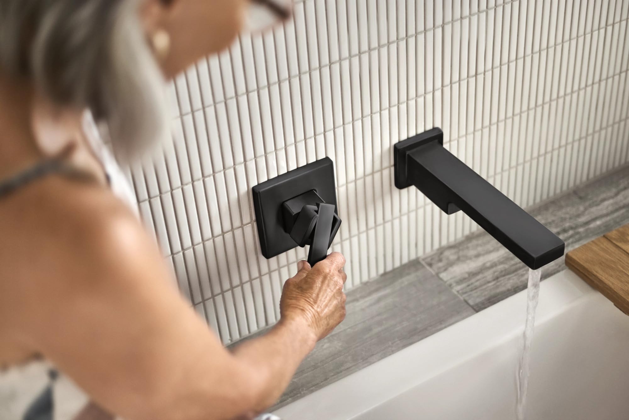 Open Box - Moen WTS911BL - Tub Filler Faucet