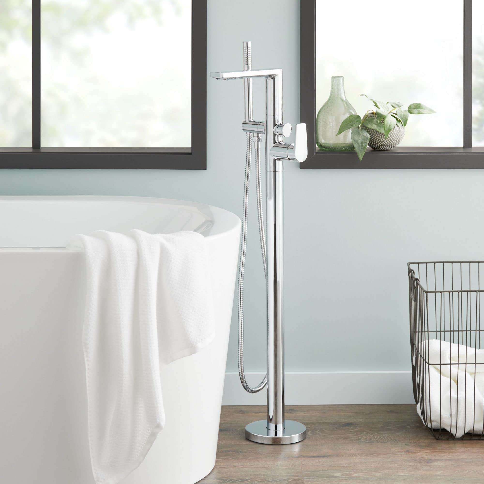 Open Box - Signature Hardware 482810 - Tub Filler Faucet