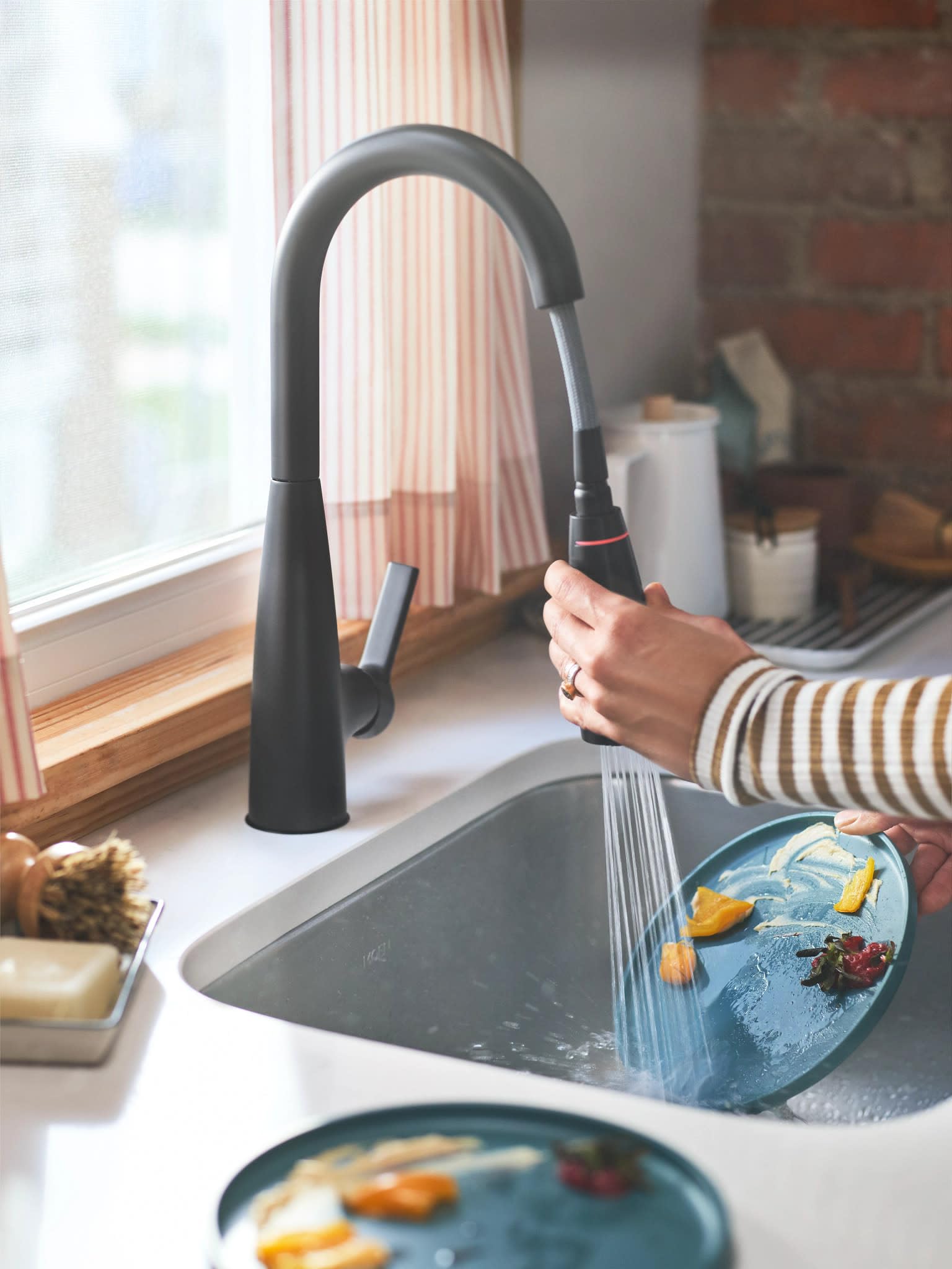 Open Box - Moen 87627EIBL - Kitchen Faucet