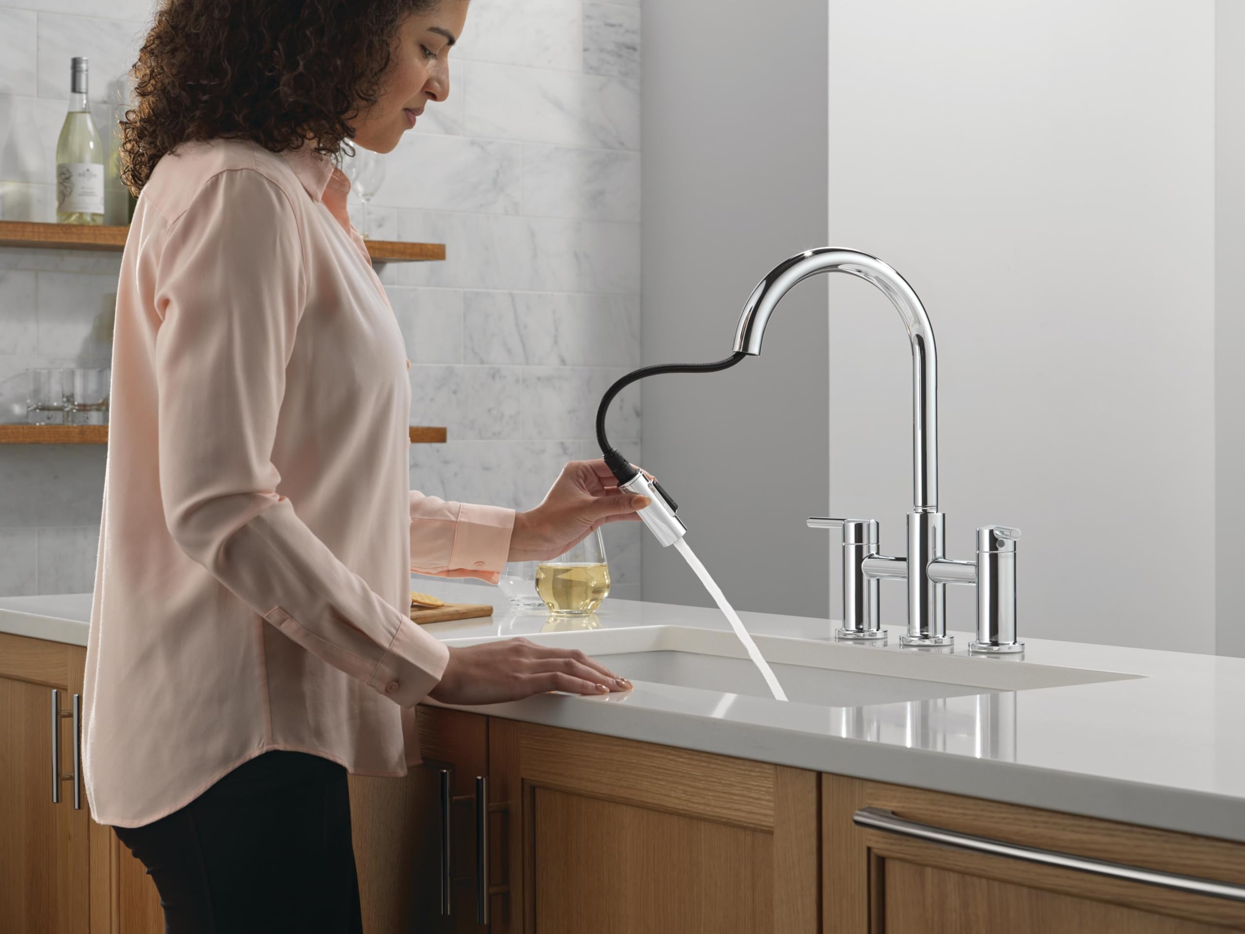 Open Box - Delta 39876LF - Kitchen Faucet