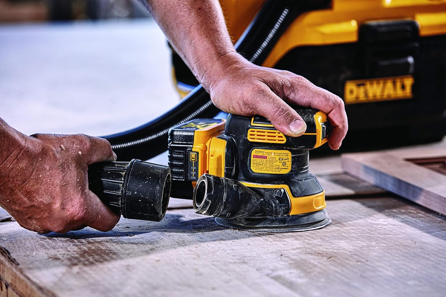 Open Box -  Dewalt-DCW210P1 DEWALT 20-Volt Brushless Variable Speed Cordless Random Orbital Sander (Battery Included)
