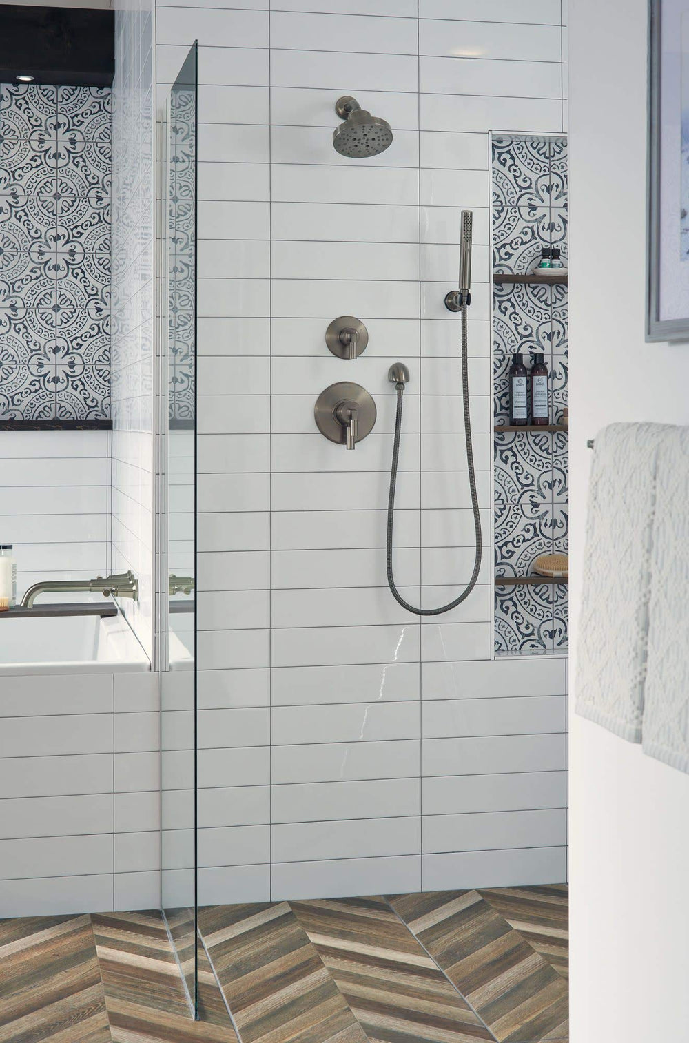 Open Box - Delta T17248-KS - Shower Only Showers