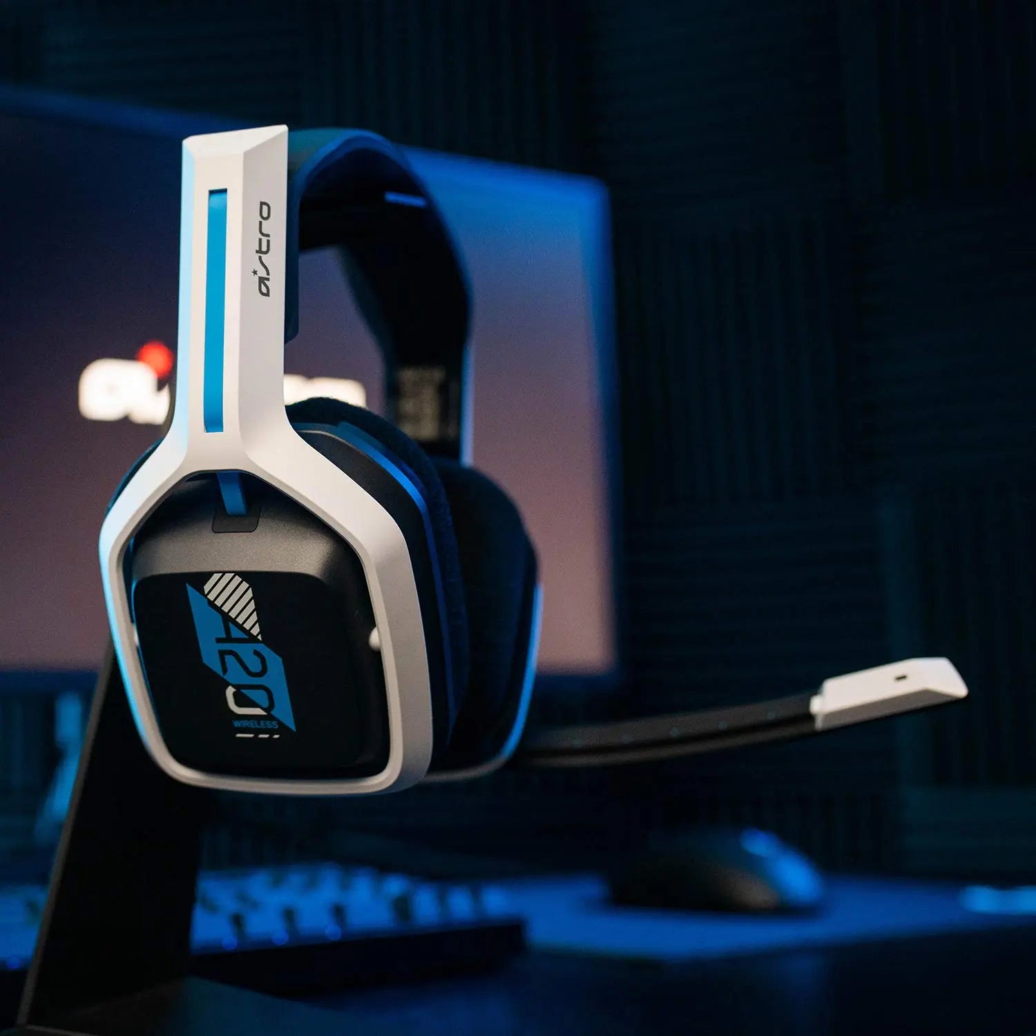 Certified Refurbished - ASTRO Gaming A20 Wireless Headset Gen 2 - 939-001876 ASTROBullseye Deals