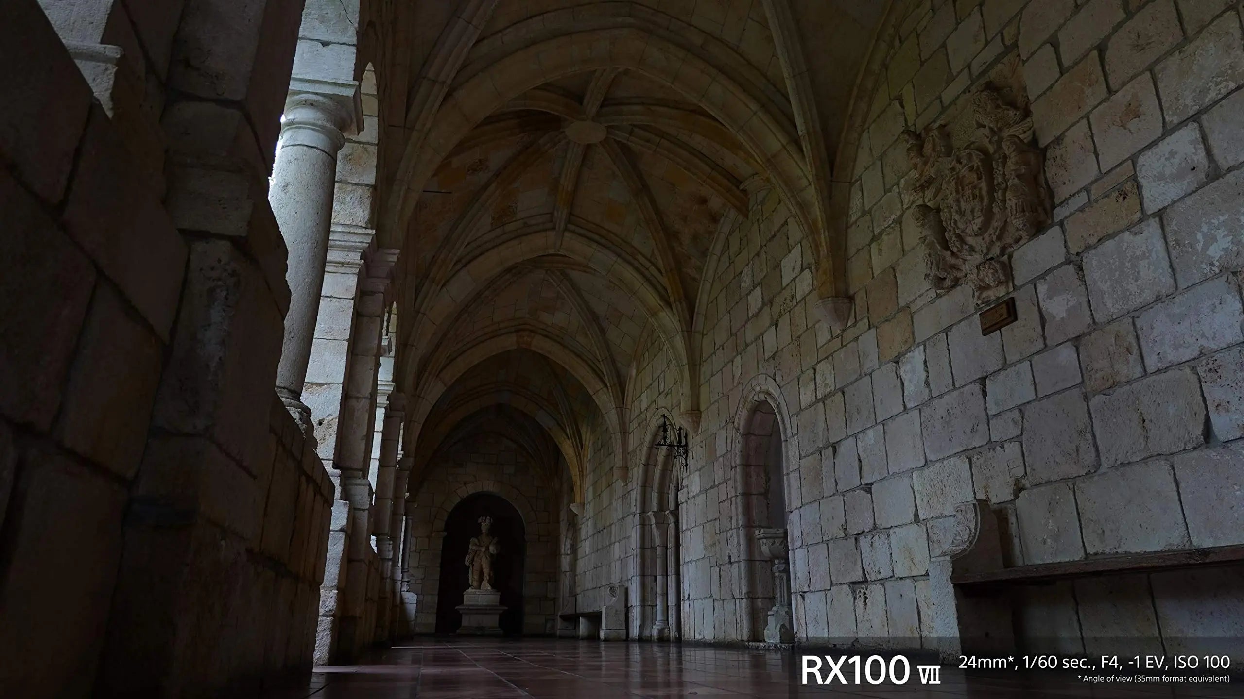 Certified Refurbished - Sony DSC-RX100M7/B RX100 VII Cyber-shot Digital Camera SonyBullseye Deals