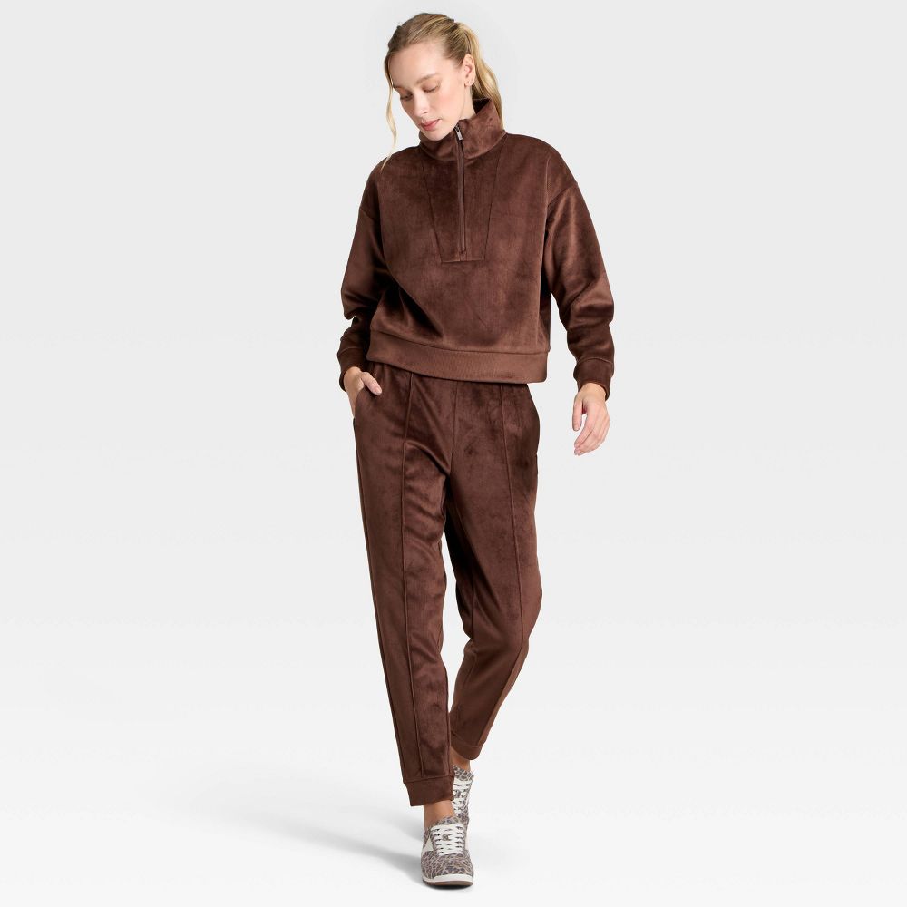 New - Women's Velour Ribbed Jogger Sweatpants - All In Motion™ Brown XS