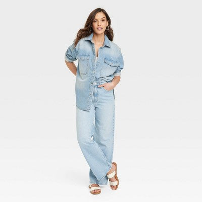 New - Universal Thread Women's High Waisted Wide Leg Cropped High-Rise Jeans, Light Wash Universal ThreadBullseye Deals
