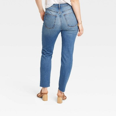 New - Universal Thread Women's High Rise Slim Leg Fit Full Jeans Midweight Universal ThreadBullseye Deals