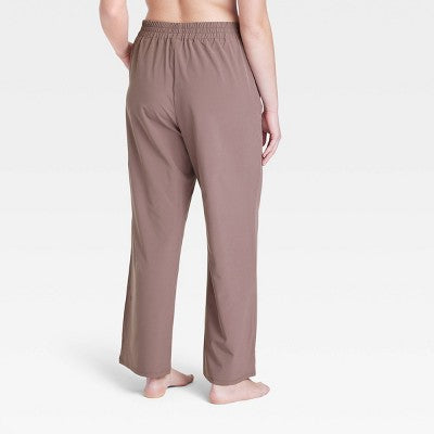 New - Women's Woven High-Rise Straight eg Pants - All In Motion All In MotionBullseye Deals
