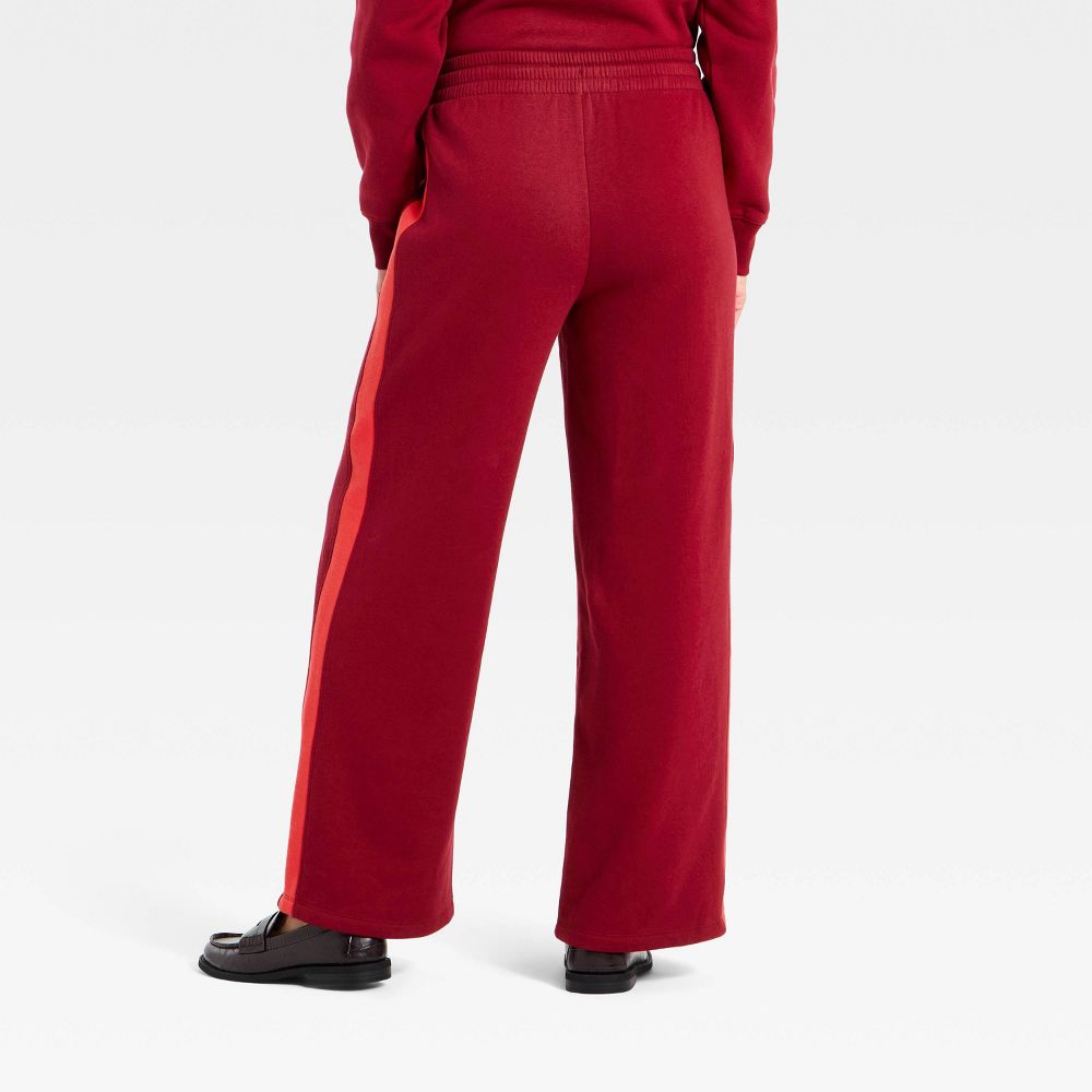 New - Women's Mid-Rise Straight Leg Pull-On Pants - Universal Thread™ Maroon L