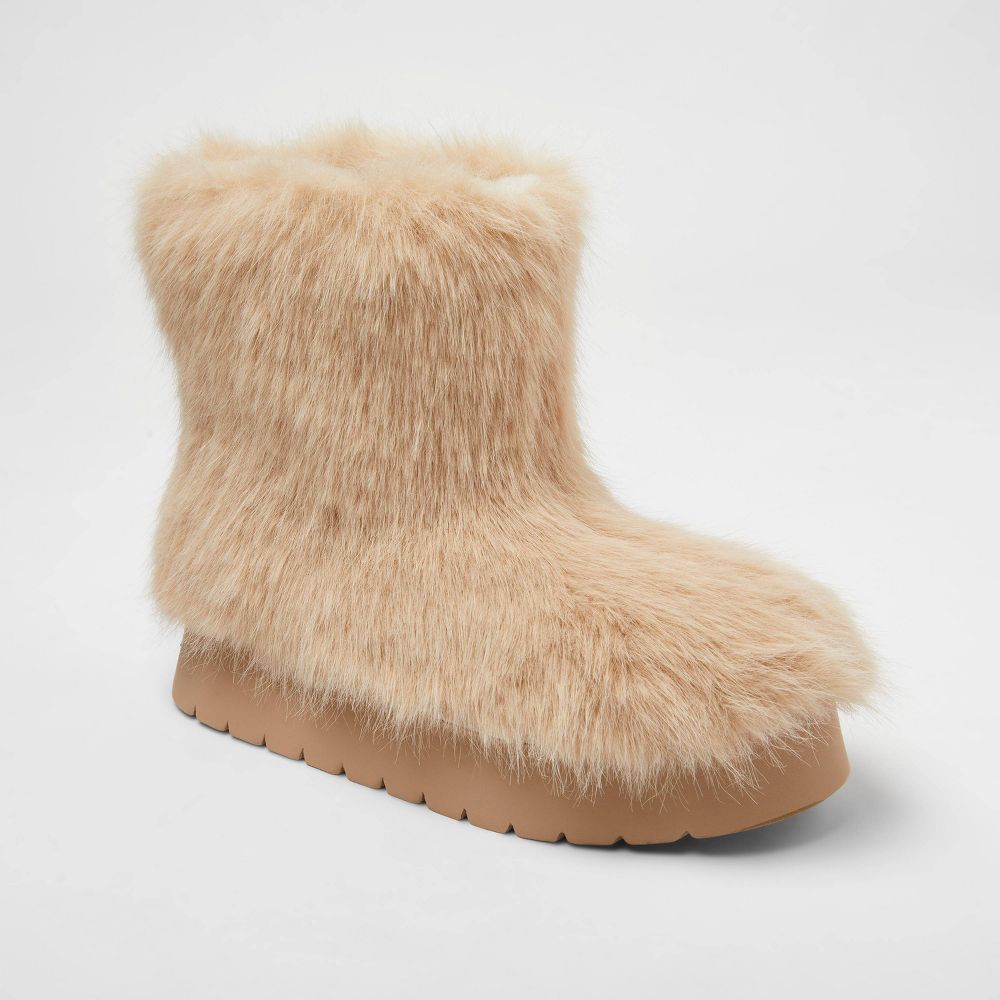 New - Women’s Terra Faux Fur Boots with Memory Foam Insole – A New Day™ Light Brown 9