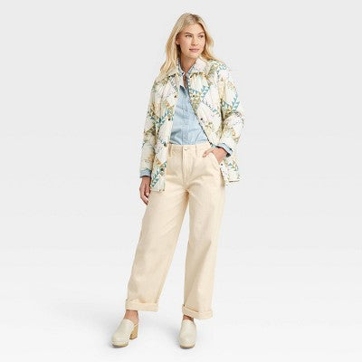 Universal Thread Women's High-Rise Straight Jeans Relaxed Fit Stretchy Rolled Hem Universal ThreadBullseye Deals