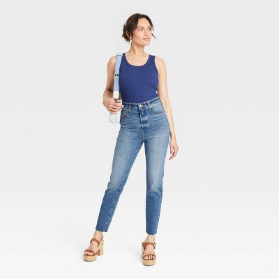 New - Universal Thread Women's High Rise Slim Leg Fit Full Jeans Midweight Universal ThreadBullseye Deals