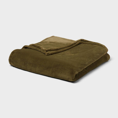 New - Full/Queen Ultra Plush Blanket Green - Threshold™