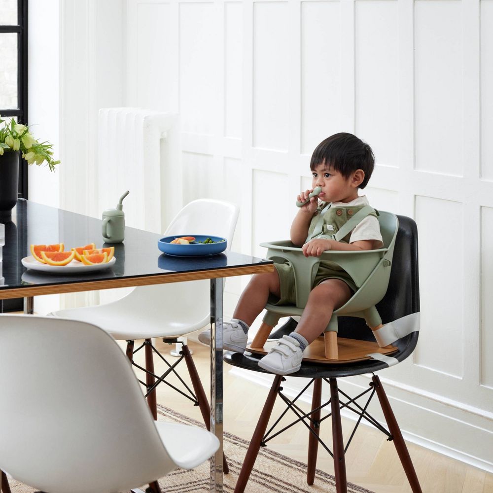 New - Lalo Booster Seat - Coconut