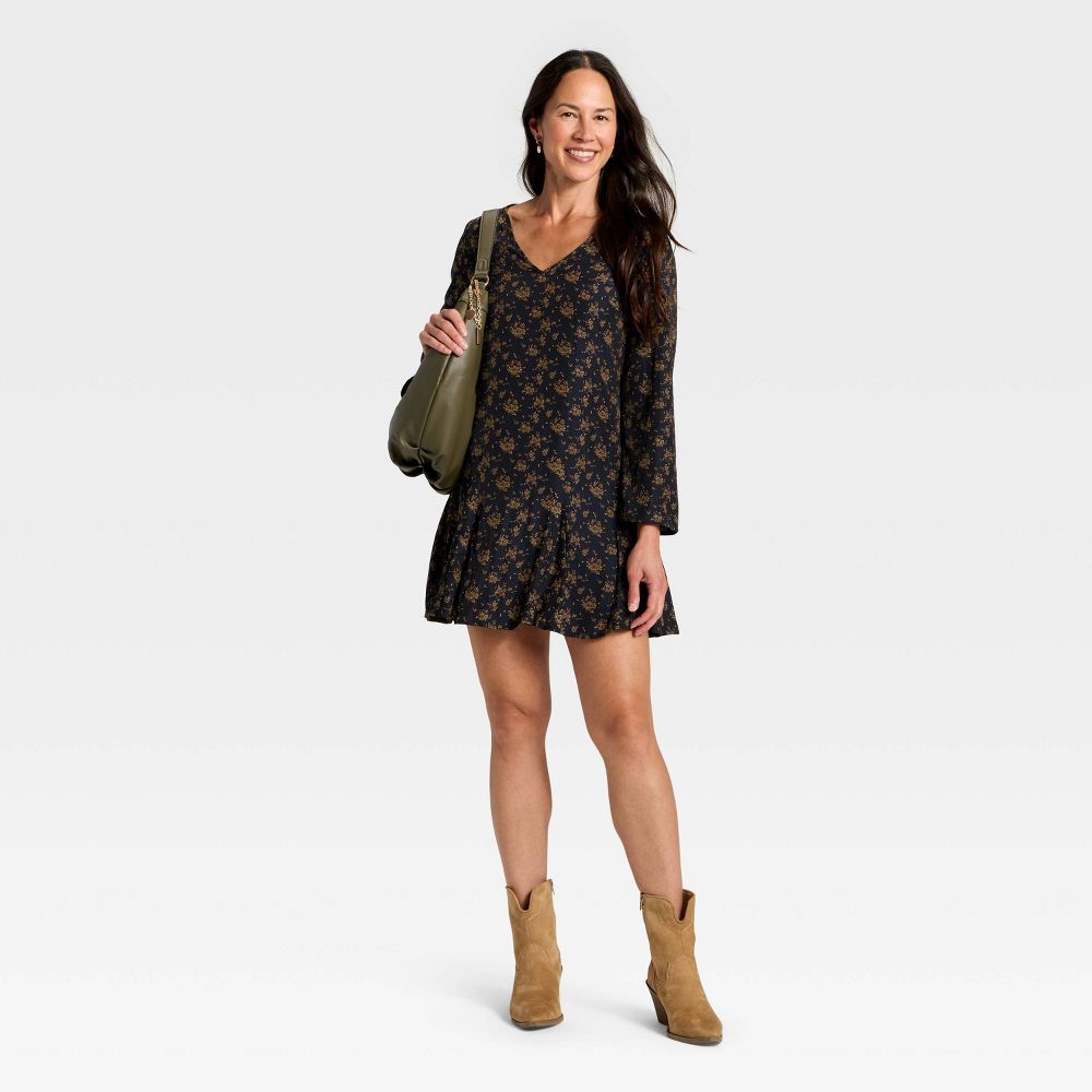 Open Box - Women's Bell Long Sleeve Godet Mini A-Line Dress - Universal Thread™ Navy Blue Floral M