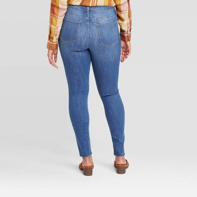 Universal Thread Women's High-Rise Skinny Jeans Cropped Stretchy Slim Universal ThreadBullseye Deals