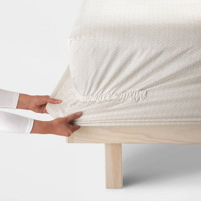 Open Box - 400 Thread Count Printed Pattern Performance Sheet Set - Threshold ThresholdBullseye Deals