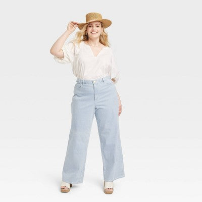 Universal Thread Women's High Waisted Wide Leg Cropped High-Rise Jeans, Light blue Universal ThreadBullseye Deals